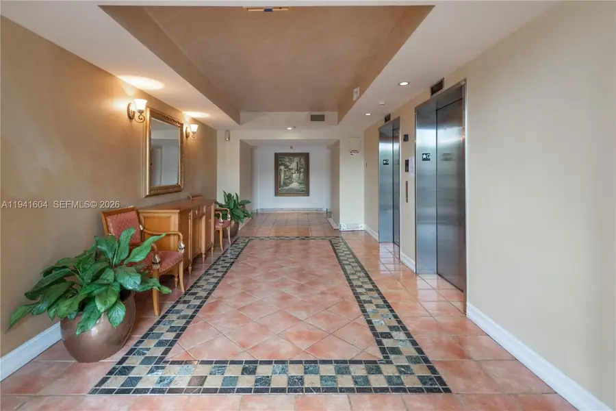 19601 E Country Club Dr #7104, Aventura, FL 33180 - Image #3