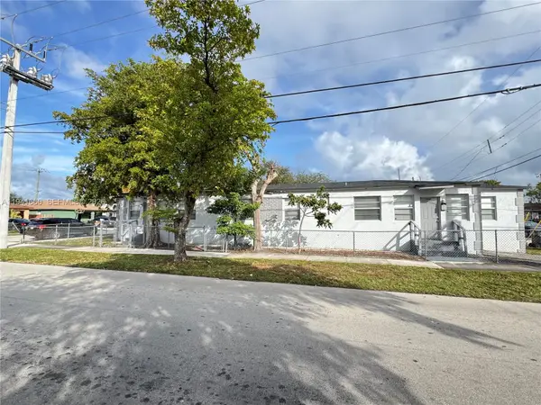 2525 N 23rd Ave, Hollywood, FL 33020
