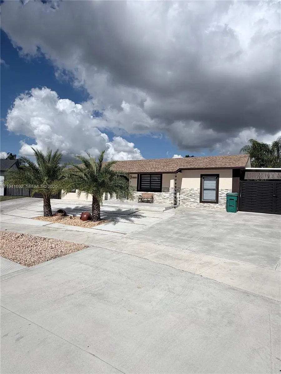 13261 SW 260th Ter, Homestead, FL 33032 - Image #1