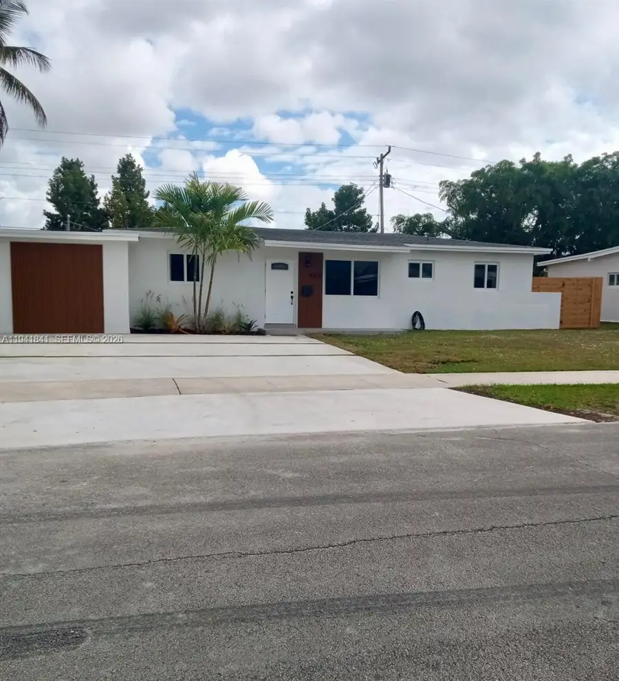 4315 SW 98th Ave, Miami, FL 33165 - Image #3