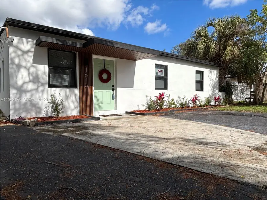 1613 NW 12th St, Fort Lauderdale, FL 33311 - #2