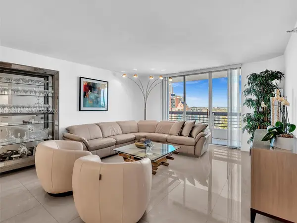 3530 Mystic Pointe Dr #2502, Aventura, FL 33180