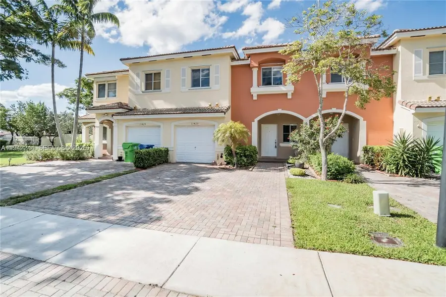 11425 NW 34th Pl, Sunrise, FL 33323 - Image #2