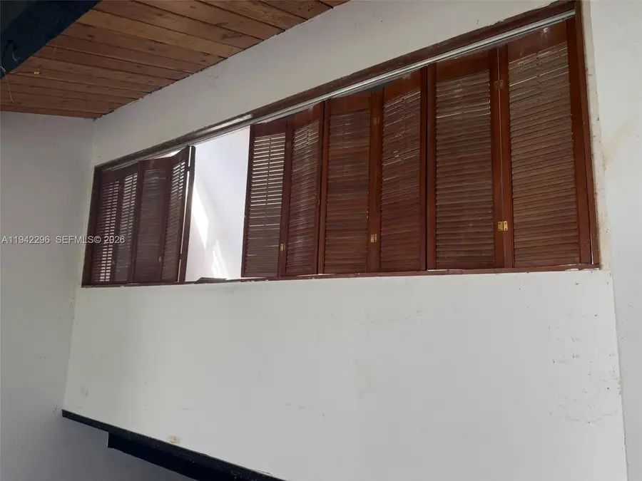 19216 NE 25th Ave #291C, Miami, FL 33180 - Image #2