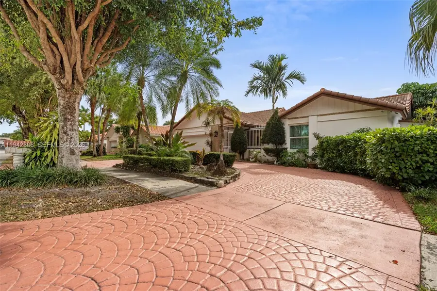 13220 SW 5th St, Miami, FL 33184 - Image #2