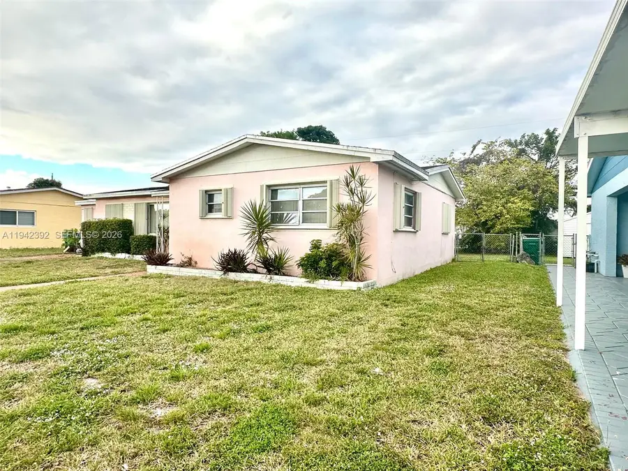 1815 NW 188th Ter, Miami Gardens, FL 33056 - Image #3