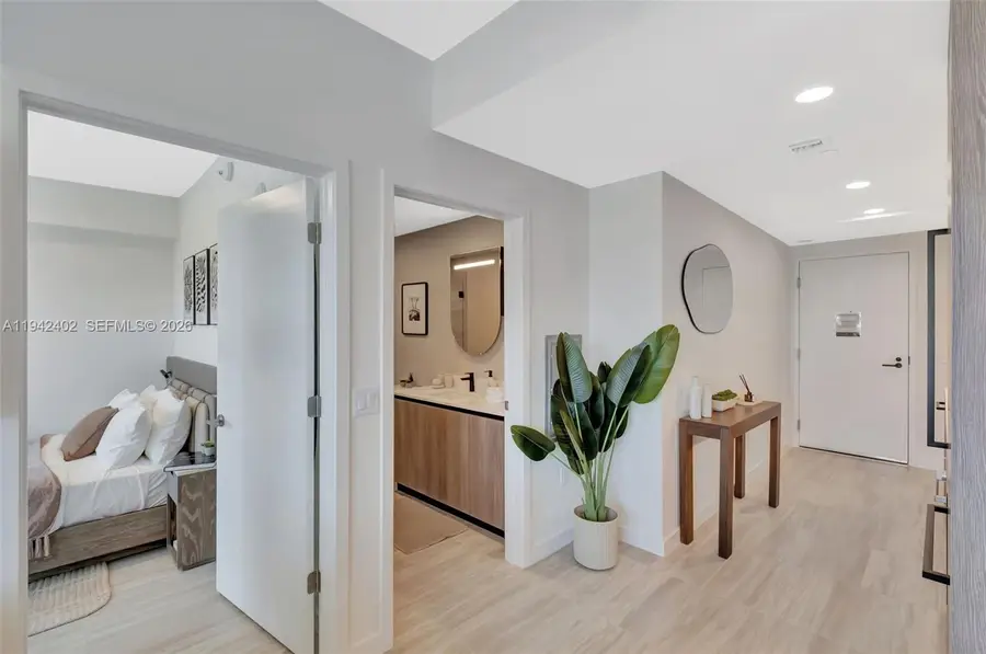 580 72nd Street #808, Miami Beach, FL 33141 - Image #3