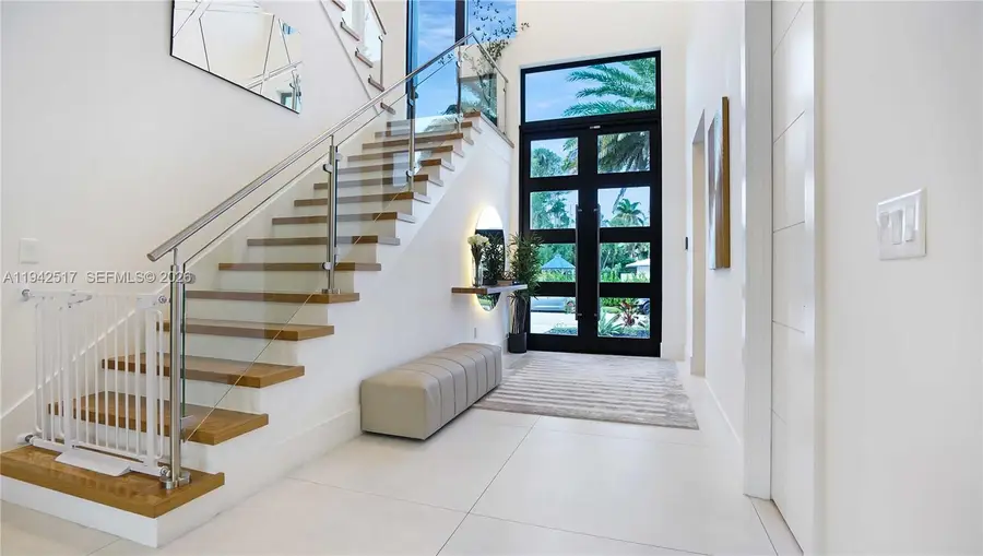 510 NE 4th Ln, Boca Raton, FL 33432 - Image #2