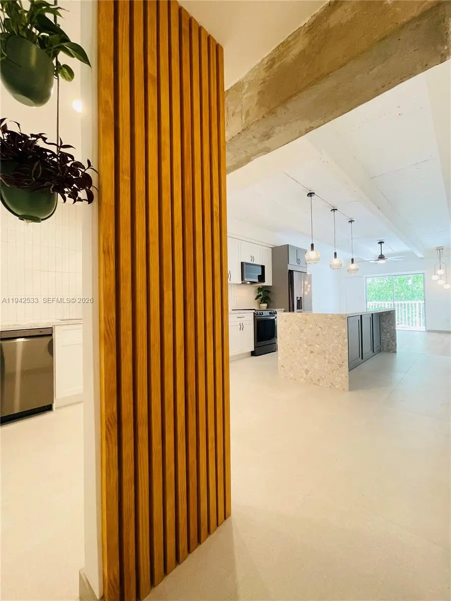 645 NE 121st St #302, North Miami, FL 33161 - Image #2