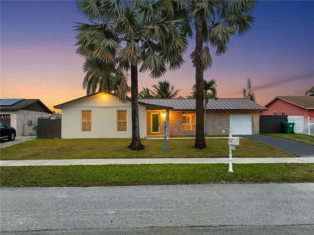 13251 SW 254th Ter, Homestead, FL 33032 - Image #1