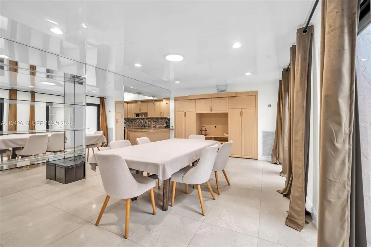 107 Heatherbrook Way #145, Hollywood, FL 33021 - Image #1