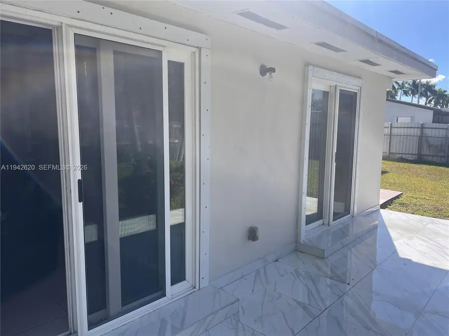 30420 SW 152nd Ave, Homestead, FL 33033 - Image #3