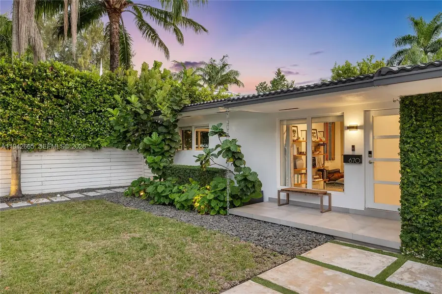 670 NE 58th St, Miami, FL 33137 - #3