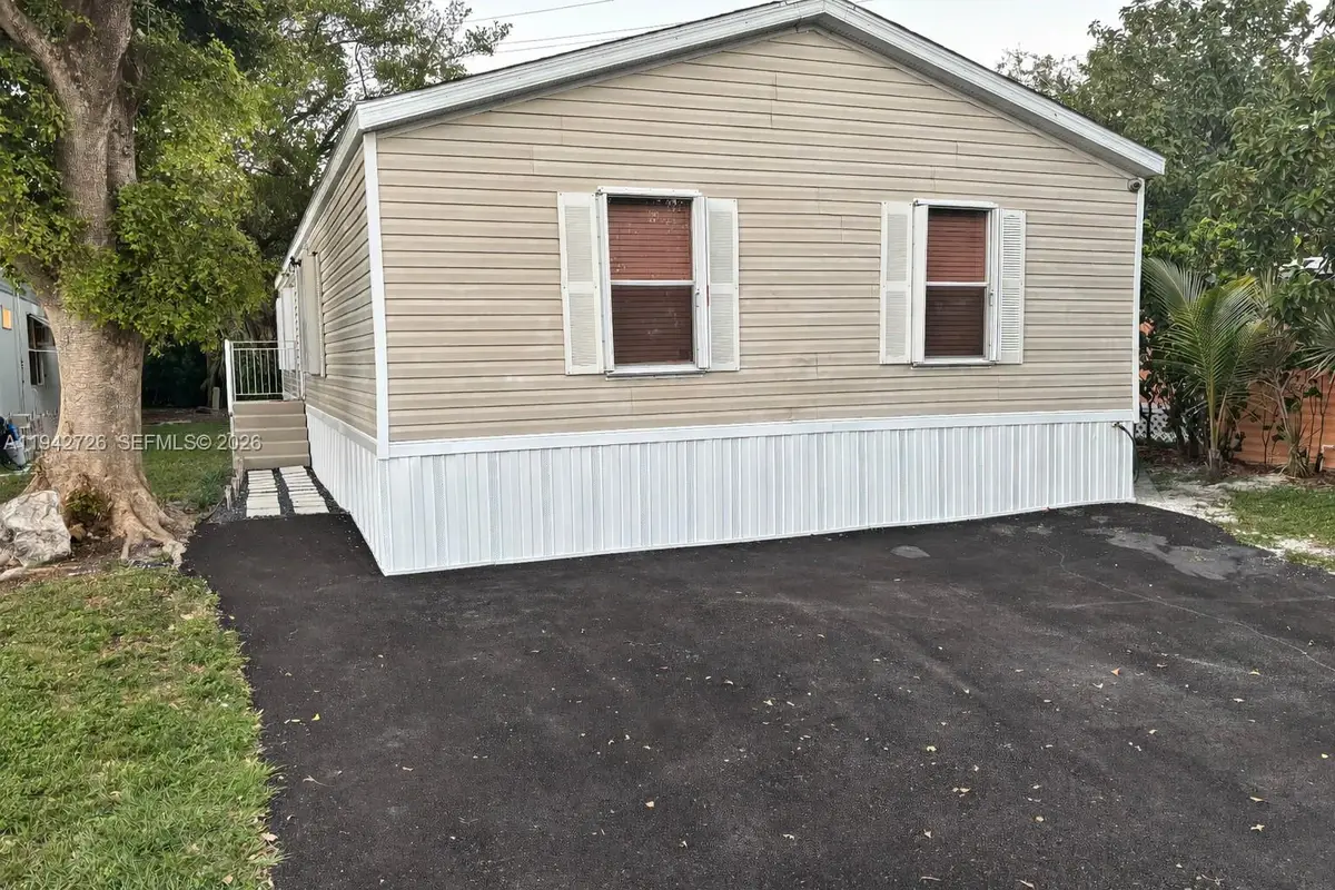 2108 8th Ave N, Lake Worth, FL 33461 - Image #1