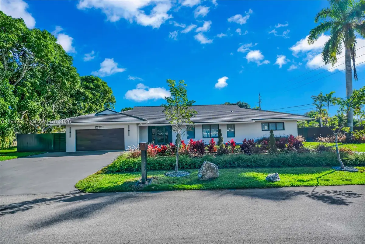 12751 SW 92nd Ct, Miami, FL 33176 - Image #1