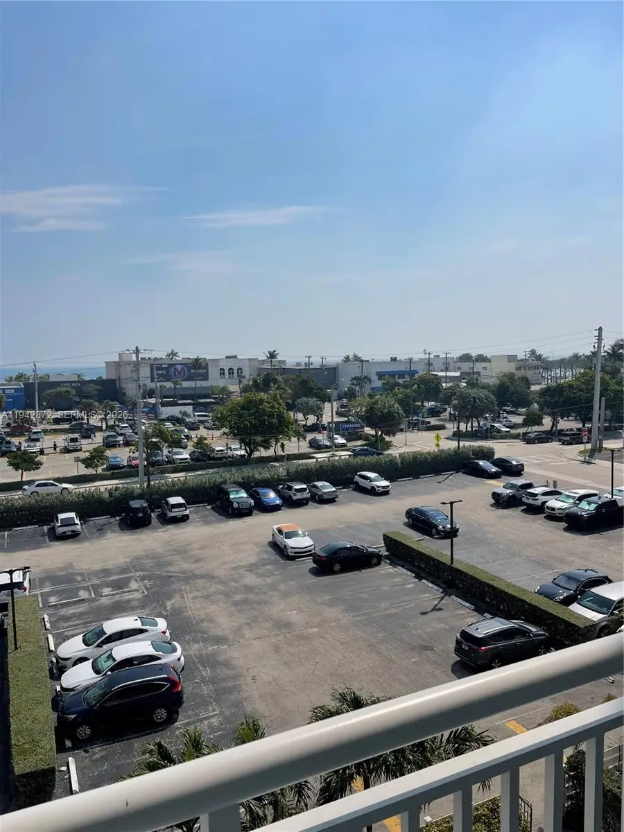 200 S Birch Rd #512, Fort Lauderdale, FL 33316 - Image #2