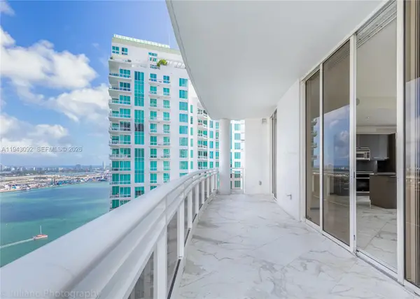 901 Brickell Key Blvd #3407, Miami, FL 33131