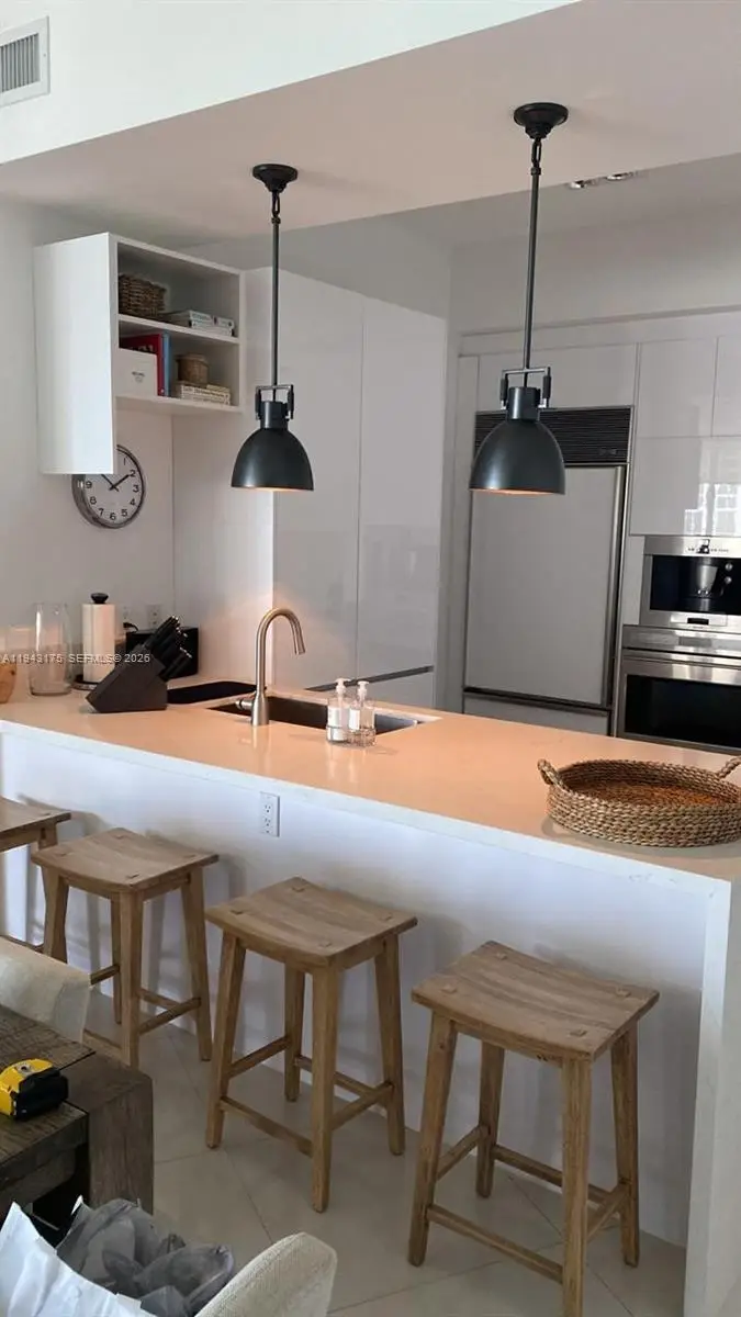 15811 Collins Ave #803, Sunny Isles Beach, FL 33160 - Image #2