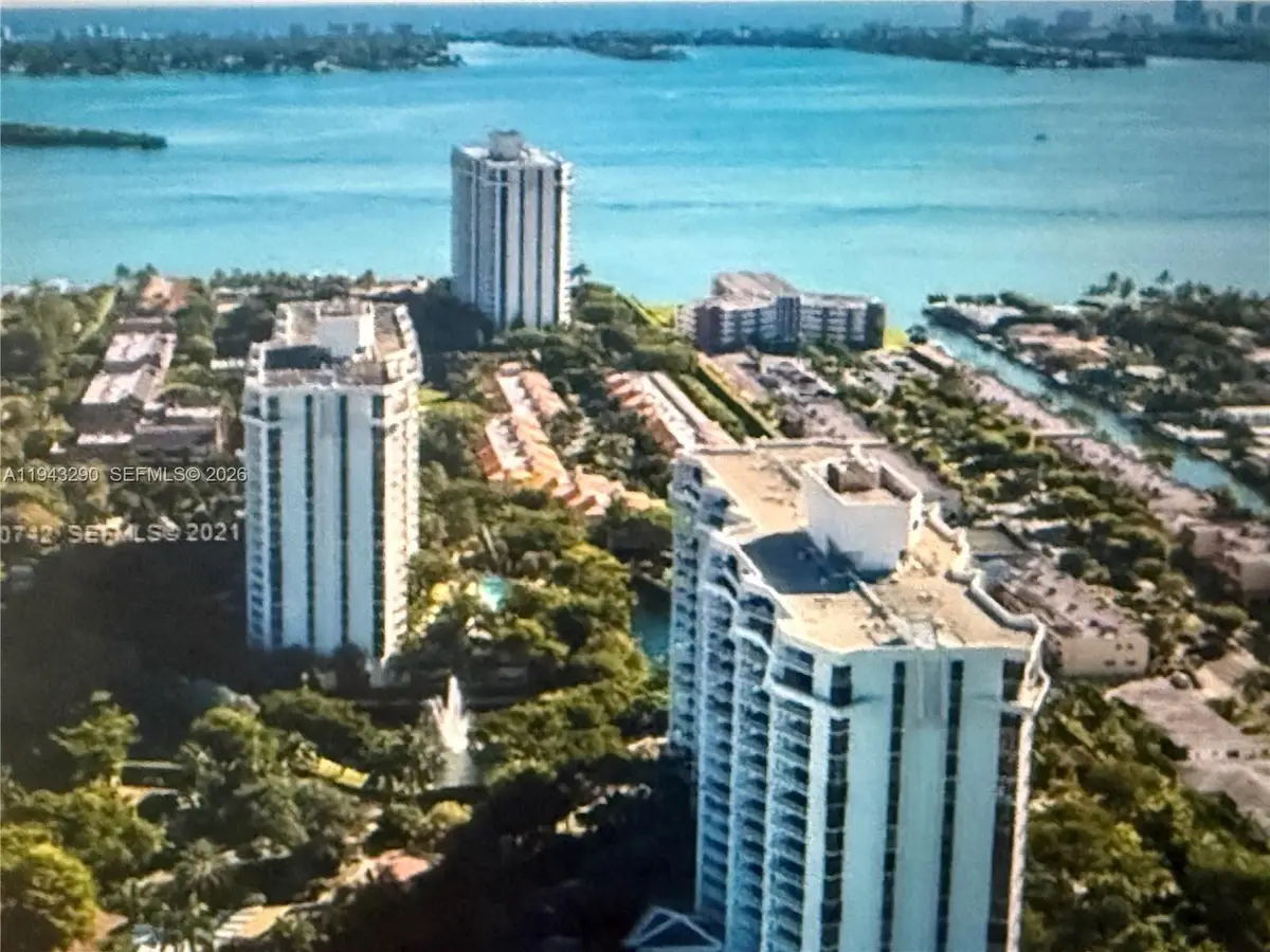 2000 Towerside Ter #1005, Miami, FL 33138 - Image #1