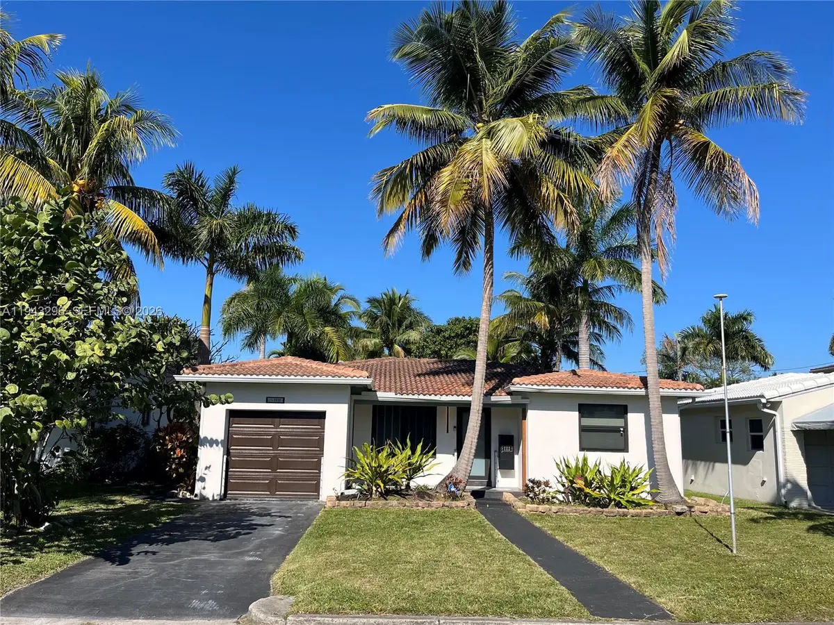 1111 Adams St, Hollywood, FL 33019 - Image #1