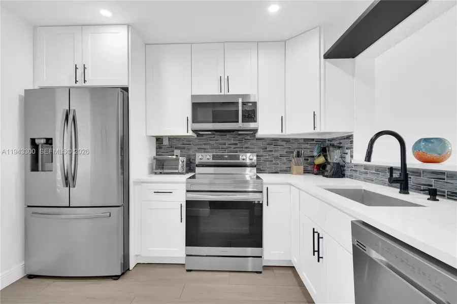 3001 Holiday Springs Blvd #202, Margate, FL 33063 - Image #2