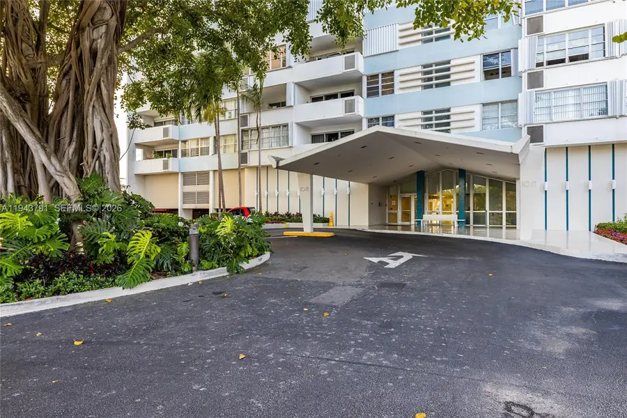 3 Island Ave #06H, Miami Beach, FL 33139 - Image #2