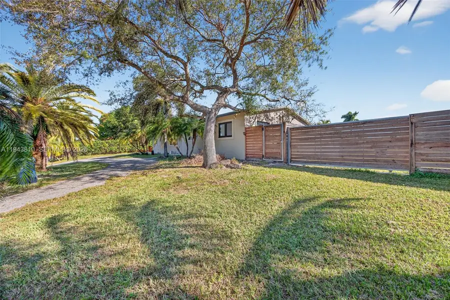 27701 SW 162nd Ct, Homestead, FL 33031 - Image #3