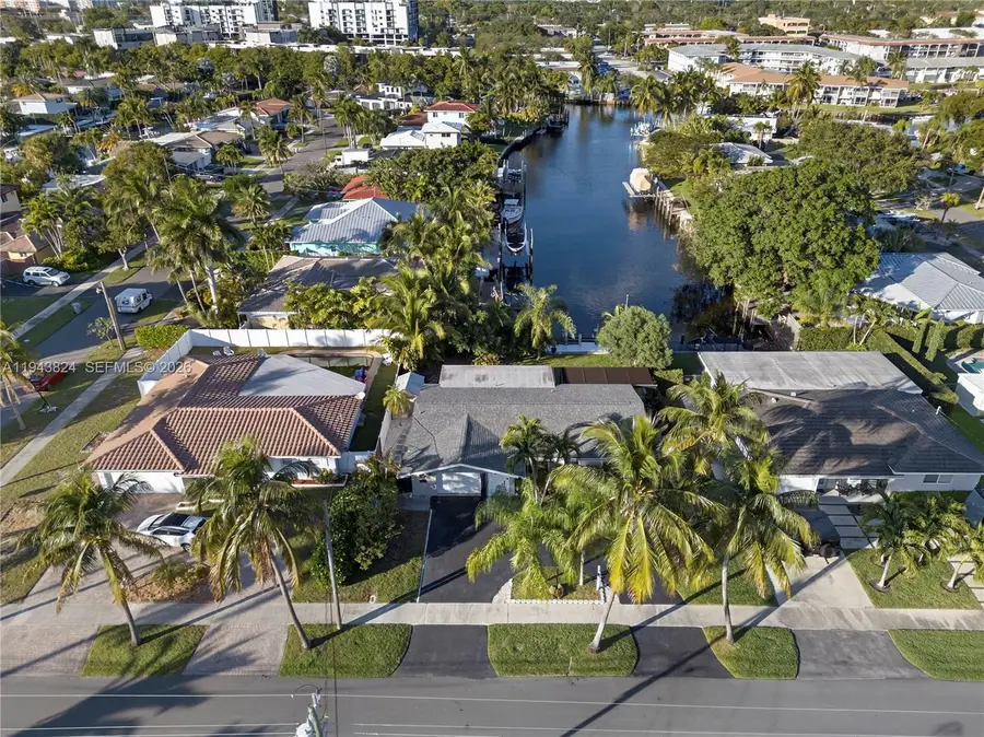 371 SE 3rd St, Pompano Beach, FL 33060 - Image #3