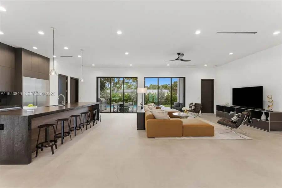 301 NE 27th Dr, Wilton Manors, FL 33334 - #3