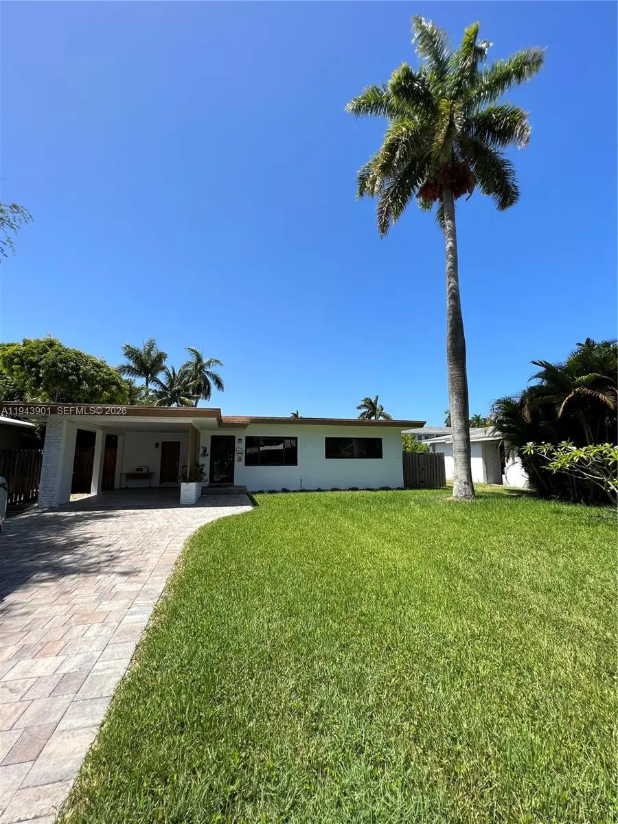 1425 Grant St, Hollywood, FL 33020 - Image #3