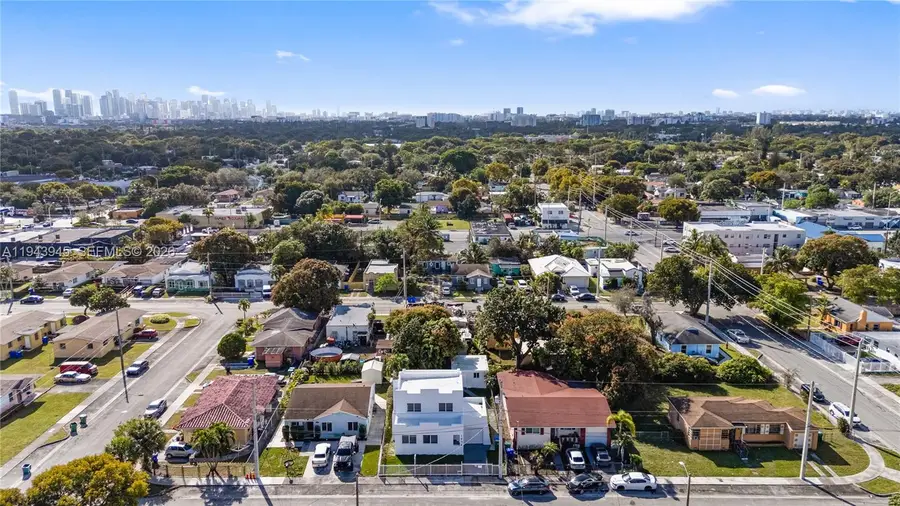 1274 NW 55th Ter, Miami, FL 33142 - Image #3