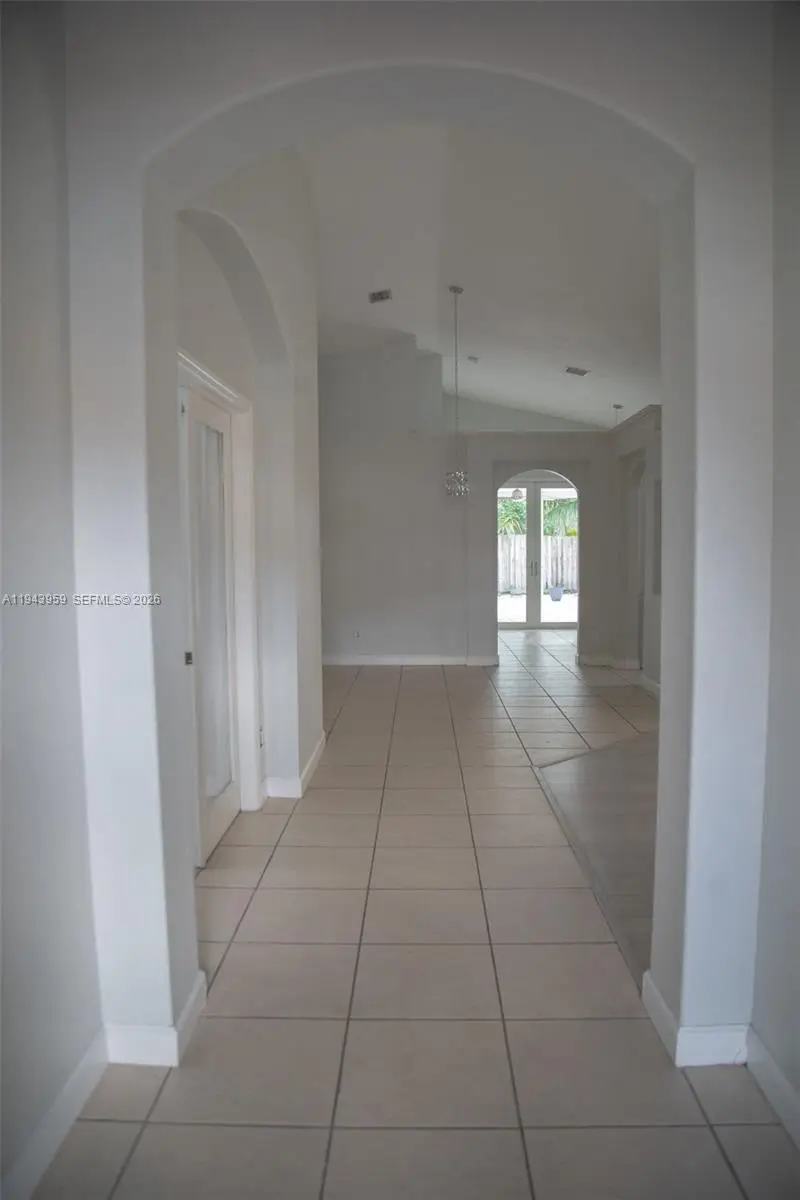 12896 SW 54th Ct, Miramar, FL 33027 - Image #2