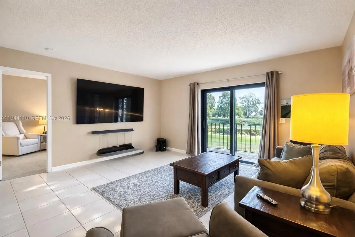 4013 N Ocean Dr #108, Lauderdale By The Sea, FL 33308 - Image #1