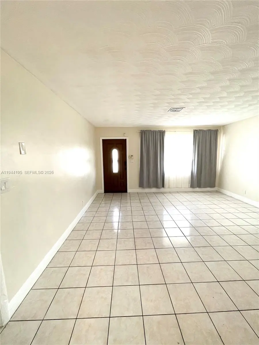 6614 SW 20th St, Miramar, FL 33023 - Image #2
