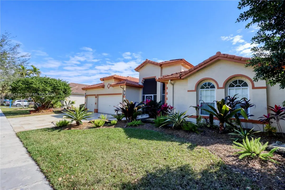 2845 Fairways Dr, Homestead, FL 33035 - Image #1