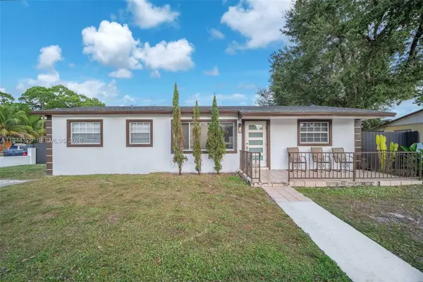 3855 NW 210th St, Miami Gardens, FL 33055