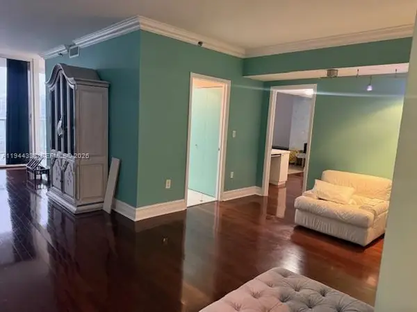 4000 Island Blvd #1105, Aventura, FL 33160