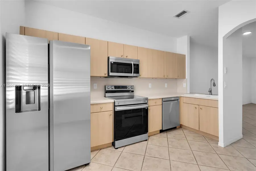 5670 NW 116th Ave #219, Doral, FL 33178 - Image #2