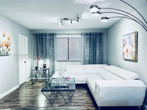 2300 Park Ln #201, Hollywood, FL 33021