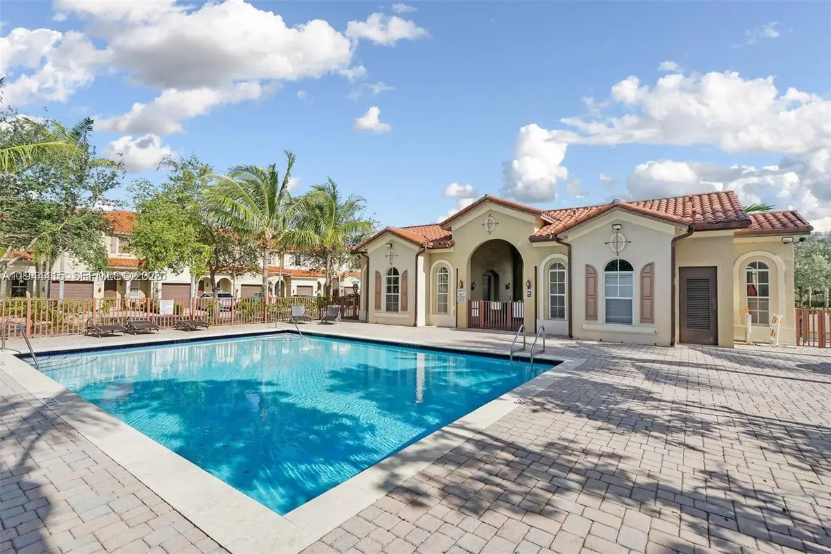 1048 NE 208th St, Miami, FL 33179 - Image #1