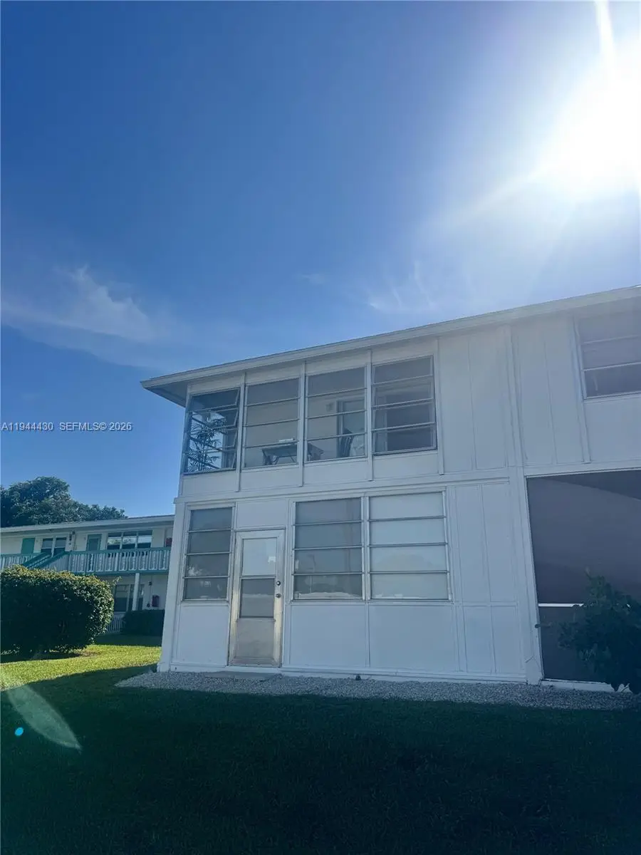 65 Westbury C #65, Deerfield Beach, FL 33442 - Image #2