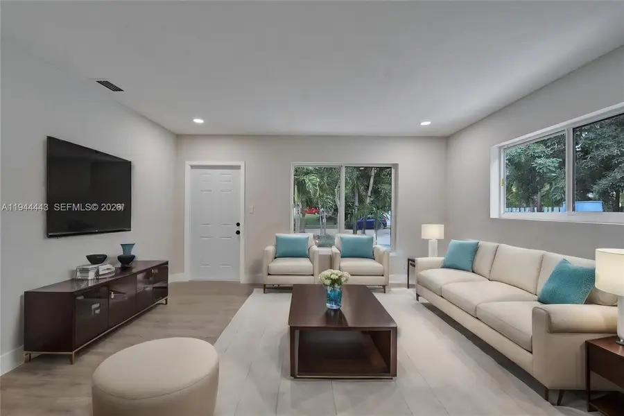 21021 NE 13th Pl, Miami, FL 33179 - Image #3