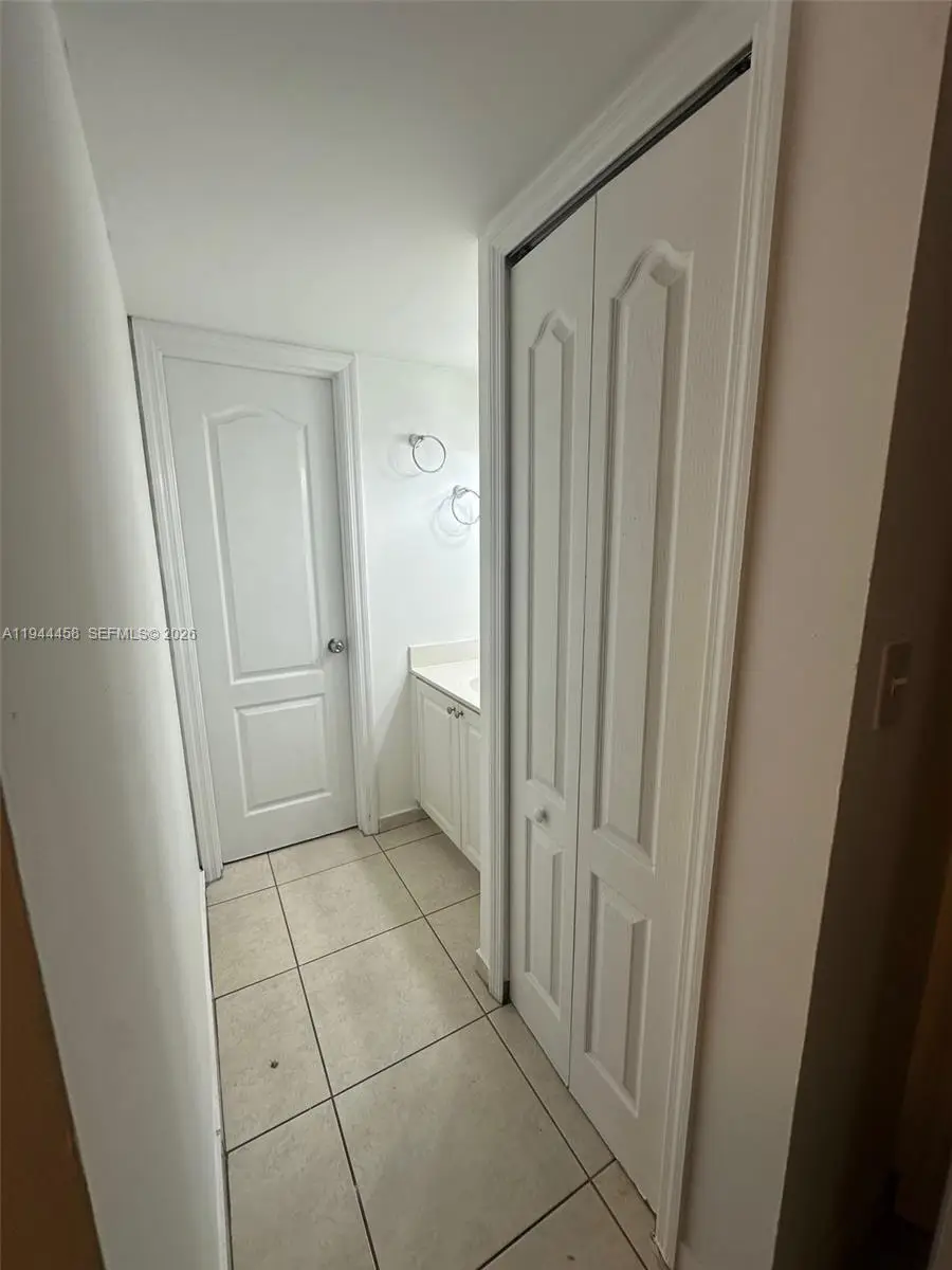 8401 NW 8th St #102, Miami, FL 33126 - Image #3