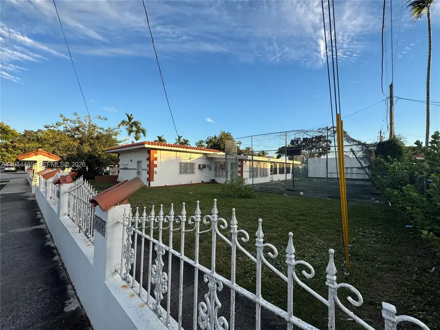500 SW 39th Ct, Miami, FL 33134 - Image #2