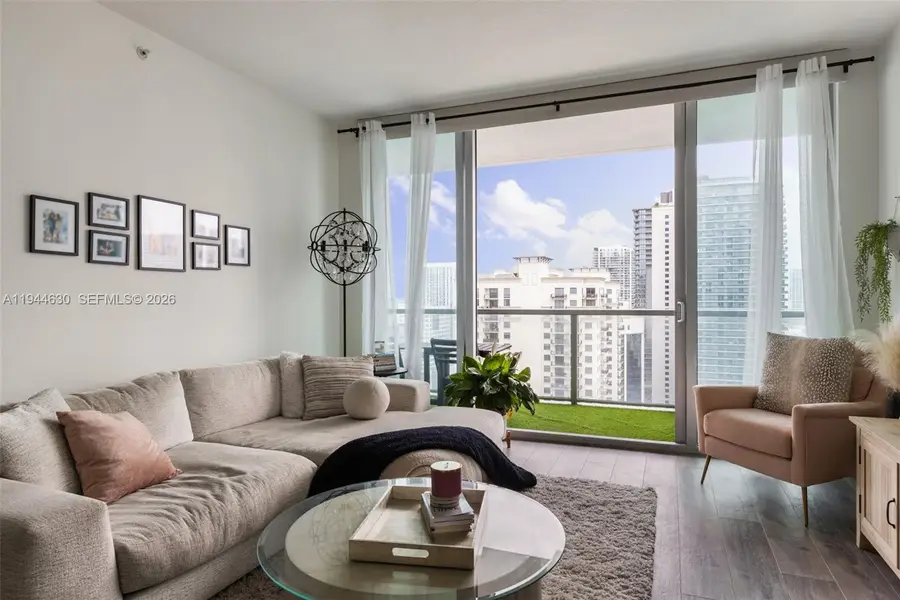 1111 SW 1st Ave #3723-N, Miami, FL 33130 - Image #2