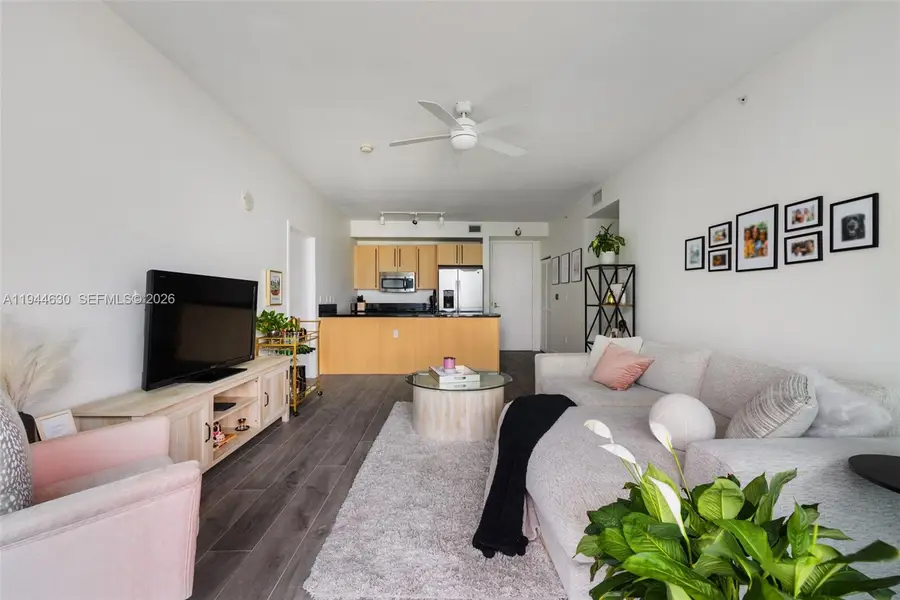 1111 SW 1st Ave #3723-N, Miami, FL 33130 - Image #3