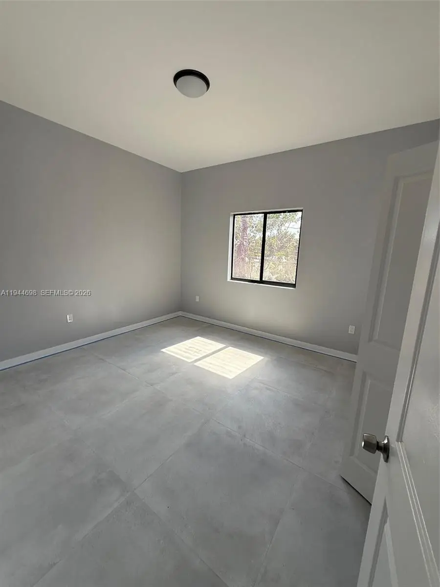 Address Withheld By Seller, Miami, FL 33142 - #3