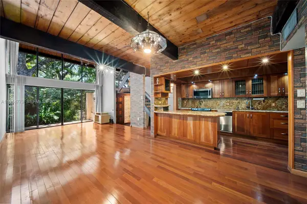 19432 NE 26th Ave #92D, Miami, FL 33180