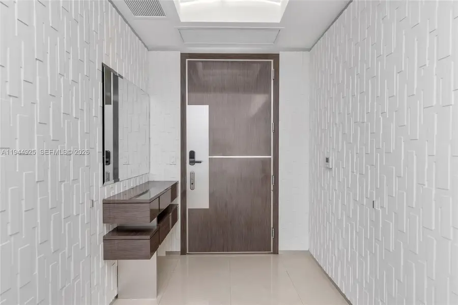 16001 Collins Ave #2704, Sunny Isles Beach, FL 33160 - Image #3