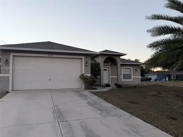 2900 Colin Ave S, Lehigh Acres, FL 33976